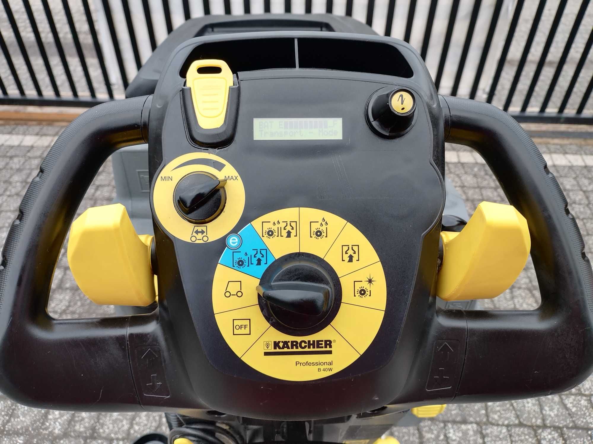 Szorowarka Karcher B40 W Bp Napęd*Gwarancja*NOWE BATERIE