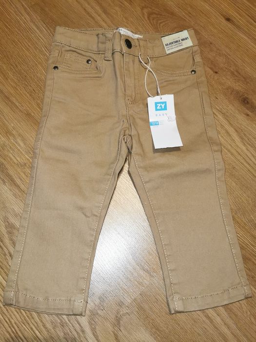 Calças de bebé NOVAS