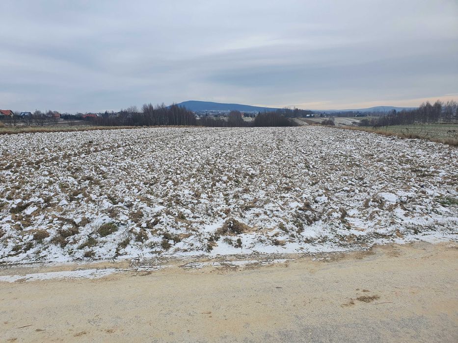 Sprzedam działkę budowlano-rolną