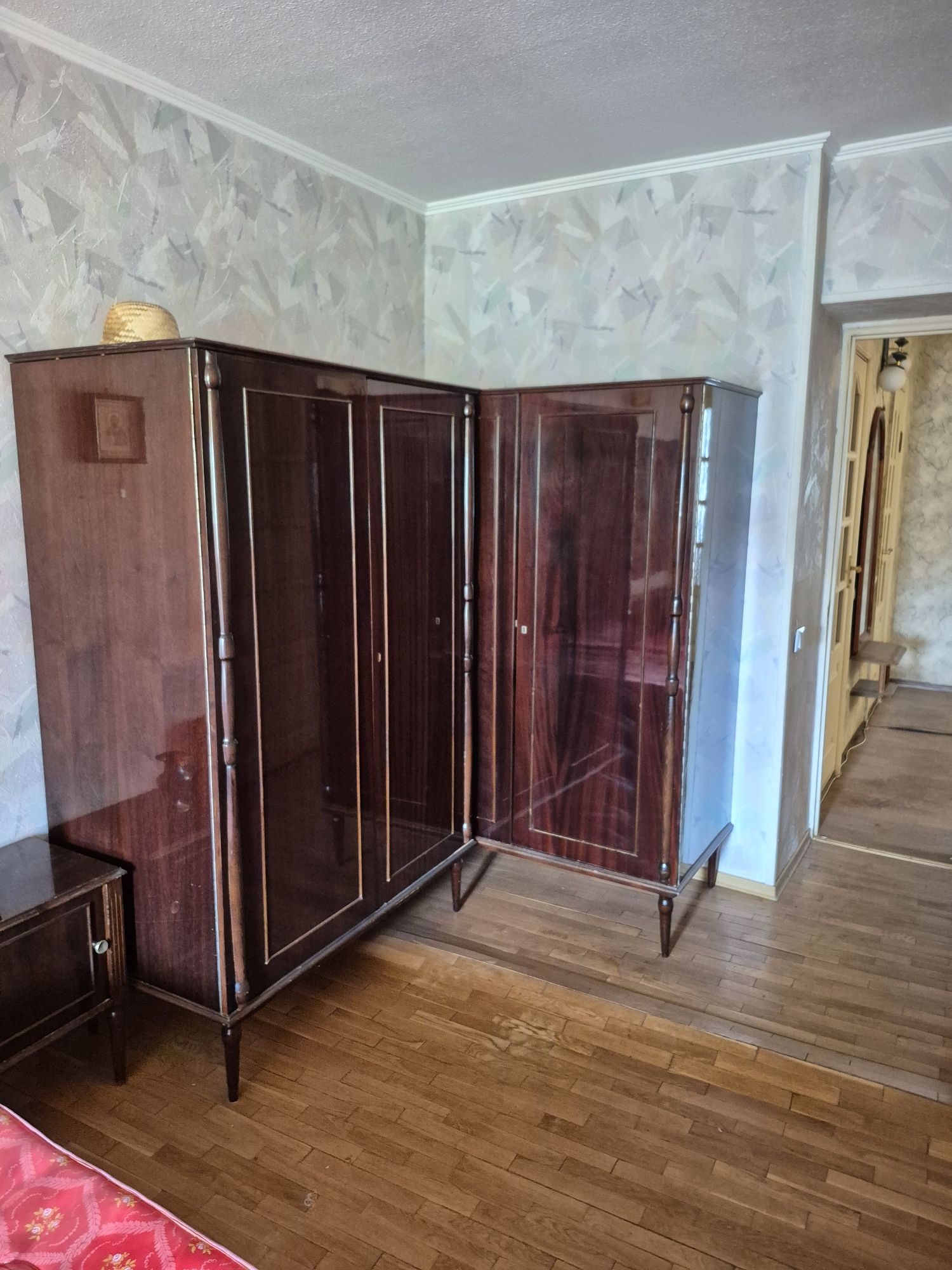 Сдам 2 к.кв. р-н Караван реальная