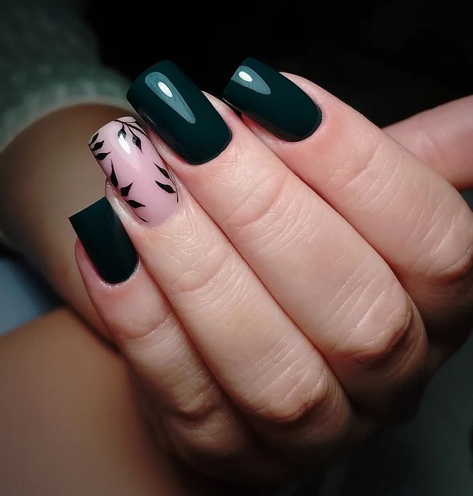 Манікюр, педикюр