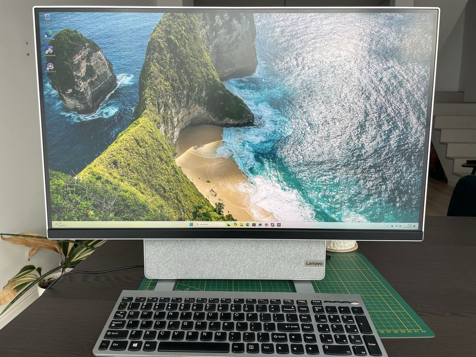 Lenovo AIO 7 / Ryzen 5 5600H / 16GB / 512GB SSD / 27” 4k