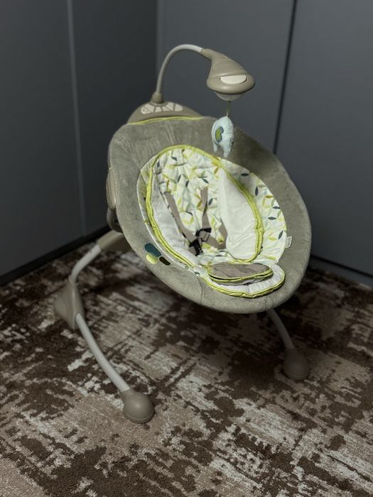 Дитяча гойдалка-шезлонг Ingenuity