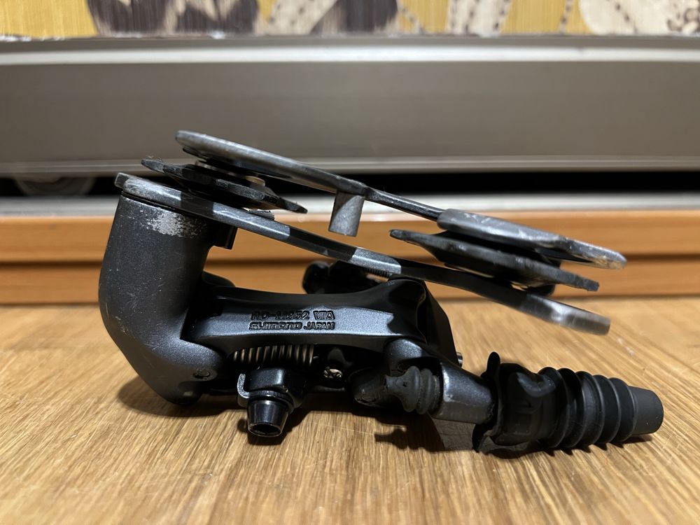 Czysta i pachnąca przerzutka Shimano XTR RD-M952