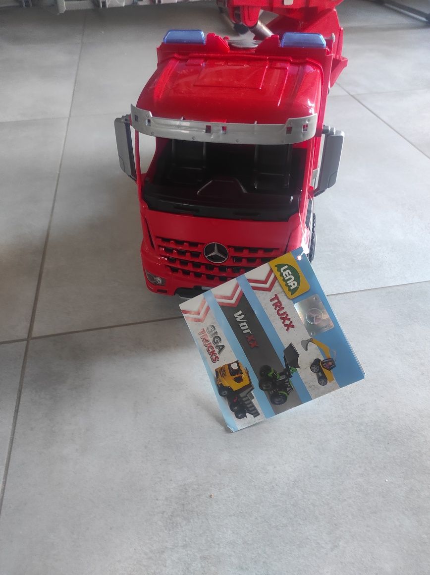 Straż auto Mercedes