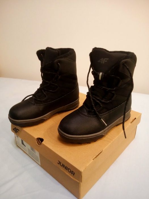 Buty zimowe chlopiece 4f rozm 36 stan idealny