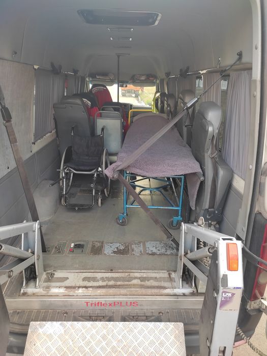 Перевозка транспортировка  лежачих больных медтакси  медперевозка