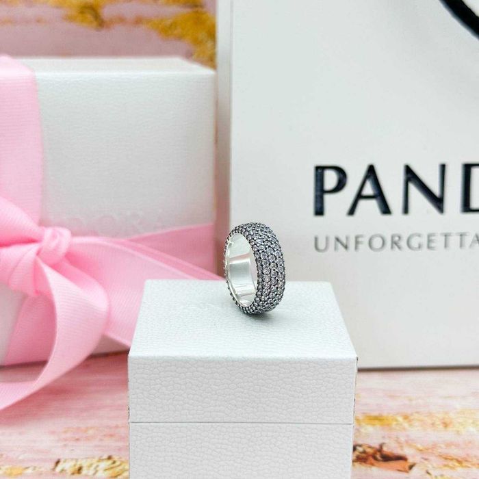 ТОП Срібна каблучка Pandora Три ряди паве Пандора 192634C01 ВІДГУКИ