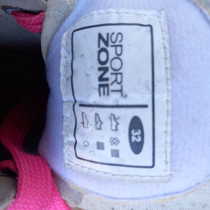 Patins 4 rodas para menina, em pele