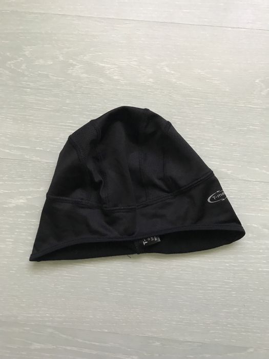 Шапка T- max до шолома, шапка під шлем Канада на обєм голови 54-56-58