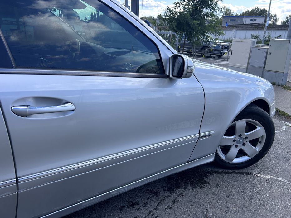 Продам mercedes e-class 3.2 cdi