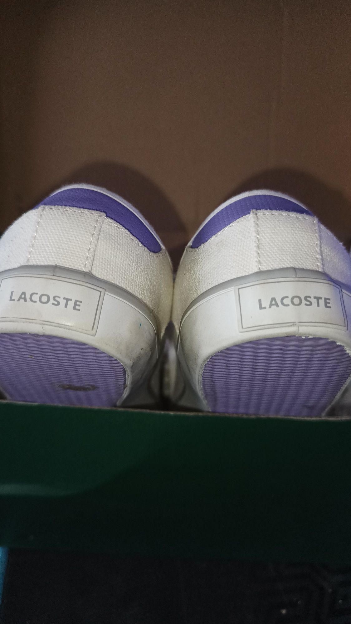 Buty Lacoste dziecięce białe rozmiar 30