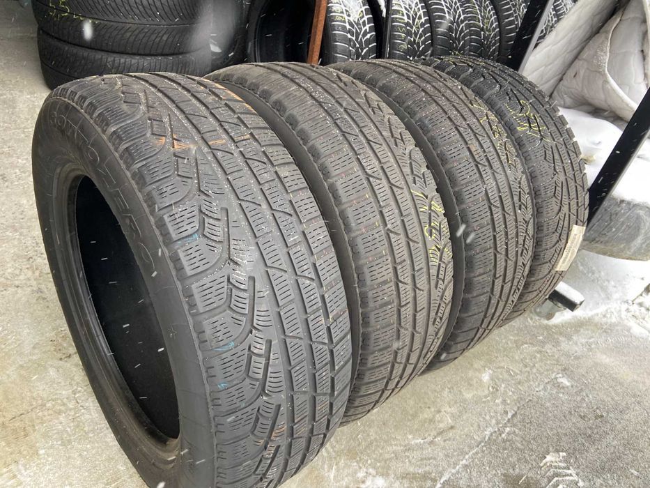 225/60R17 Pirelli SottoZero 2 Run Flat * Używane