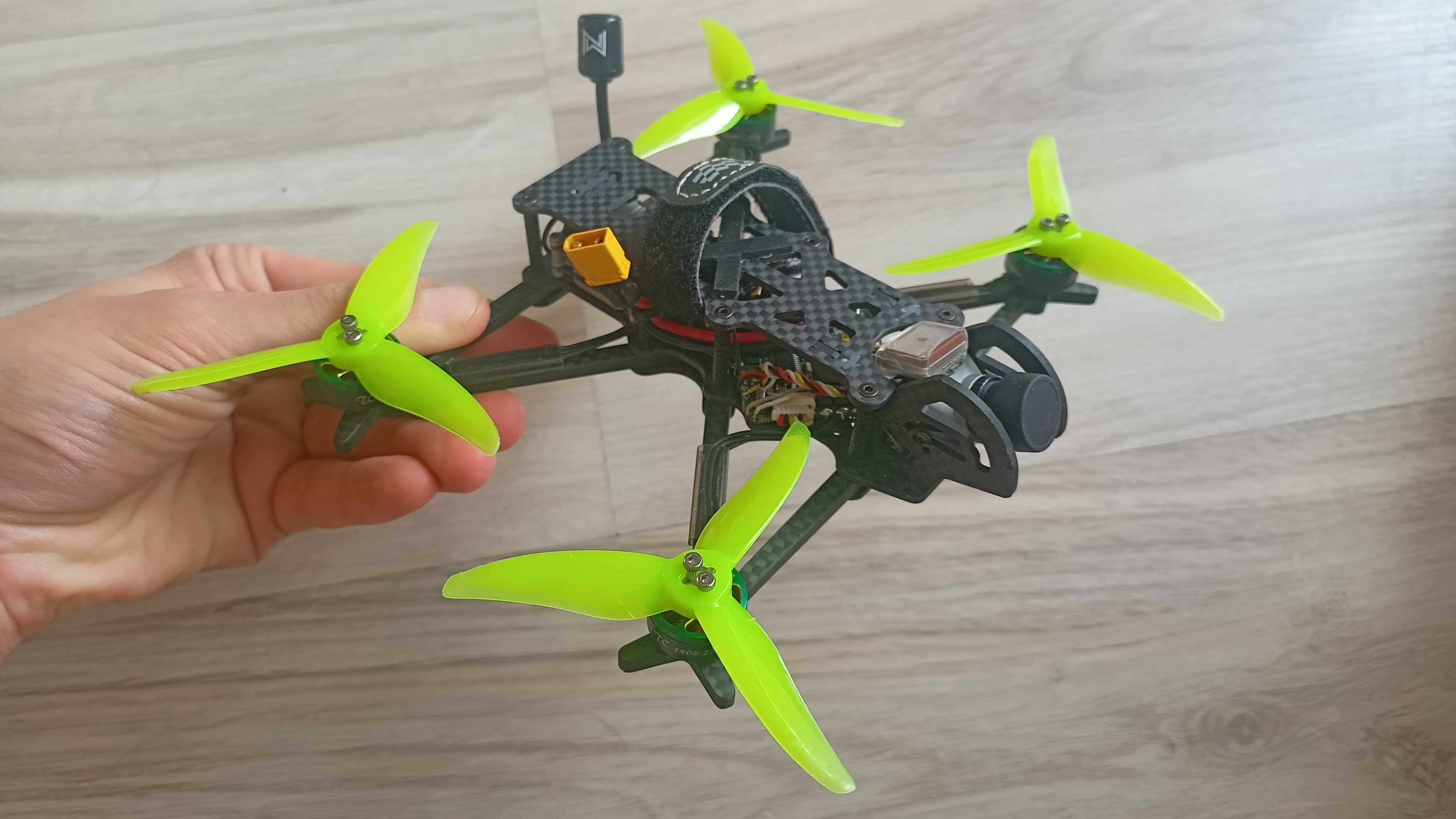 Dron FPV 3,5” Chris Rosser AOS Vista HD ExpressLRS GPS + akcesoria