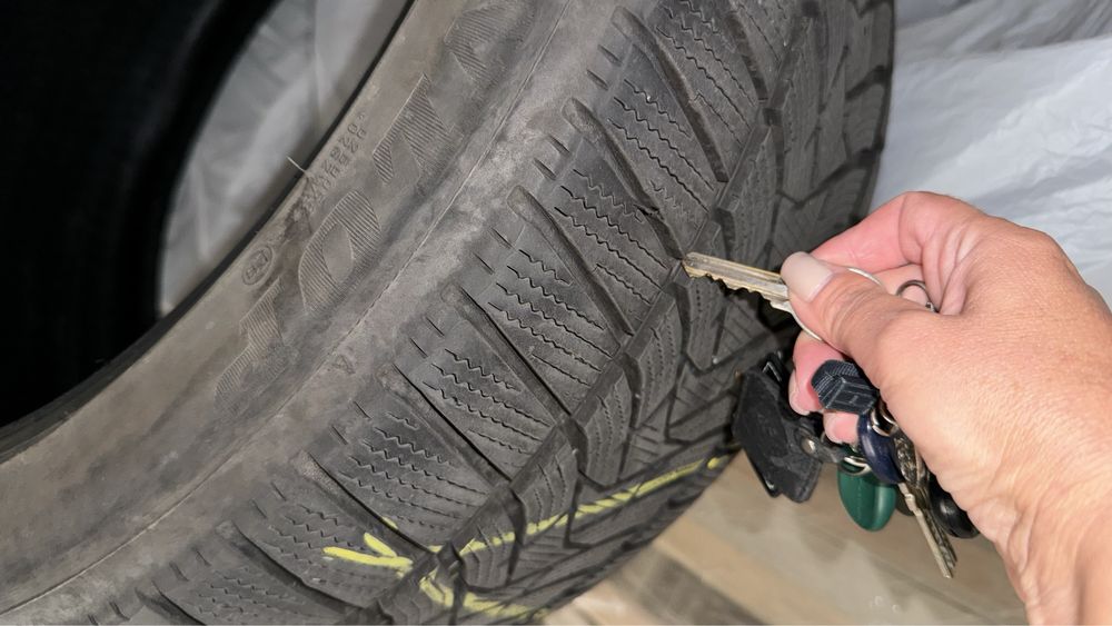 Продам резину Dunlop Winter Sport 275/40 R20, б/у в хорошем состоянии