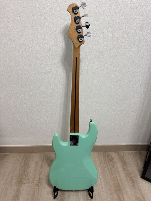 Baixo Harley Benton MV-4P