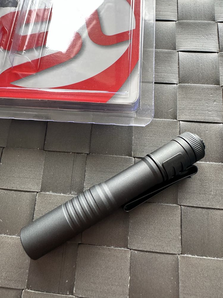 Kompaktowa latarka ręczna Streamlight MicroStream Pocket Light, 45 lm