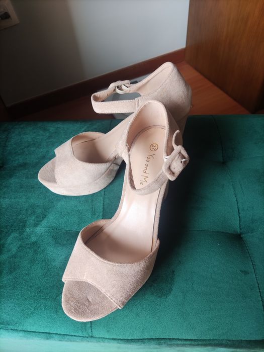 Sandálias bejes (37)