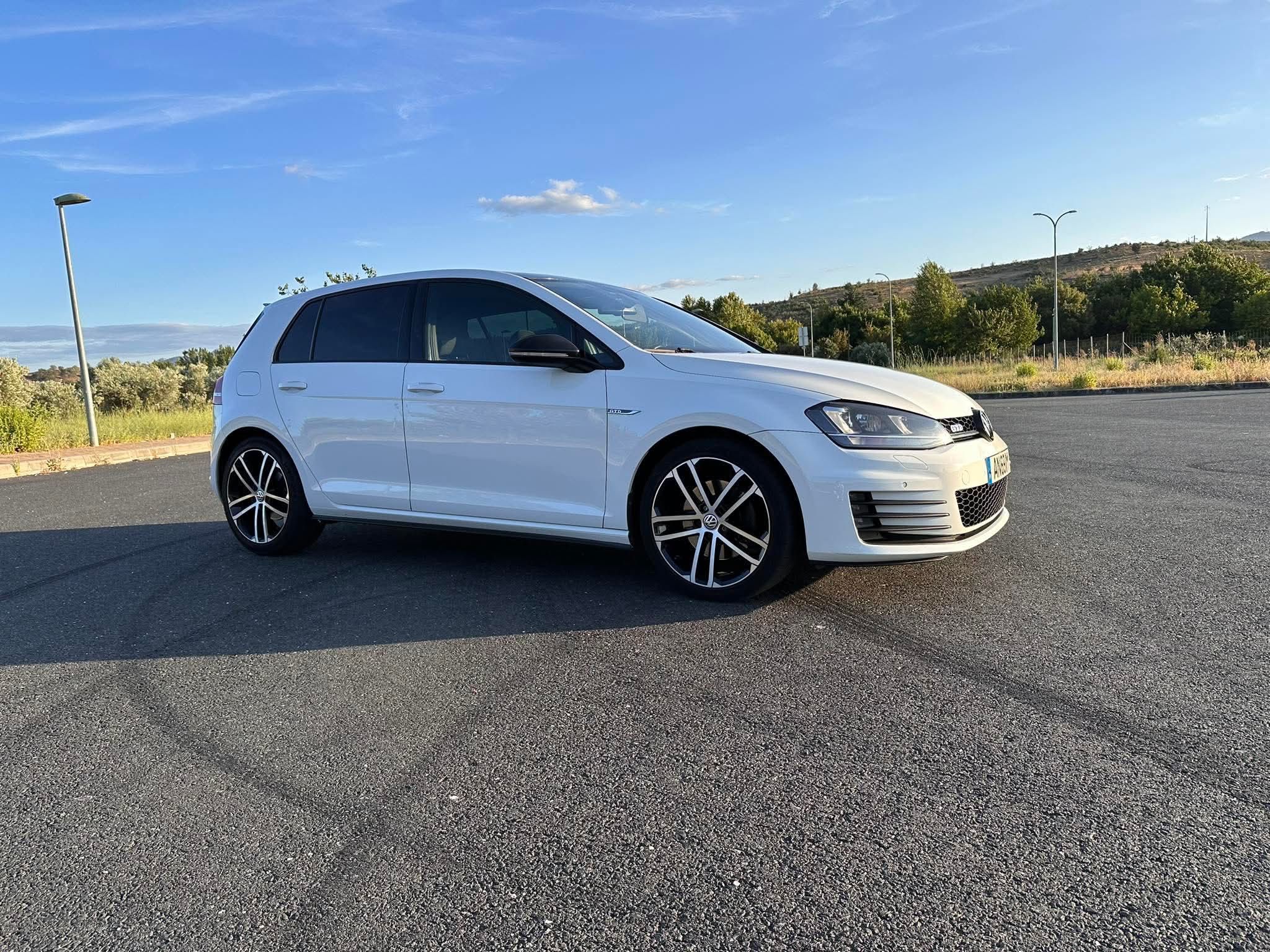 Vende-se VW Golf GTD 184cv – Full Extras