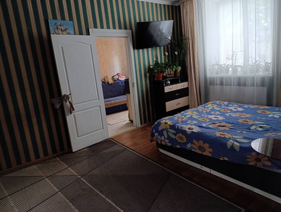 Продам свой Дом,в центре города.