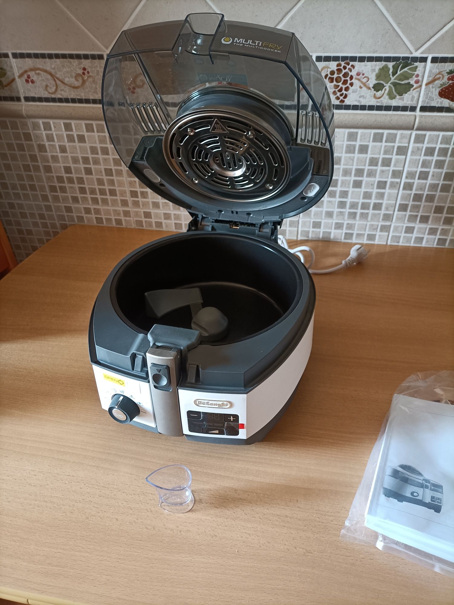 Fritadeira Multifry DeLonghi
