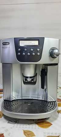 Máquina de café delonghi magnífica esam 4400
