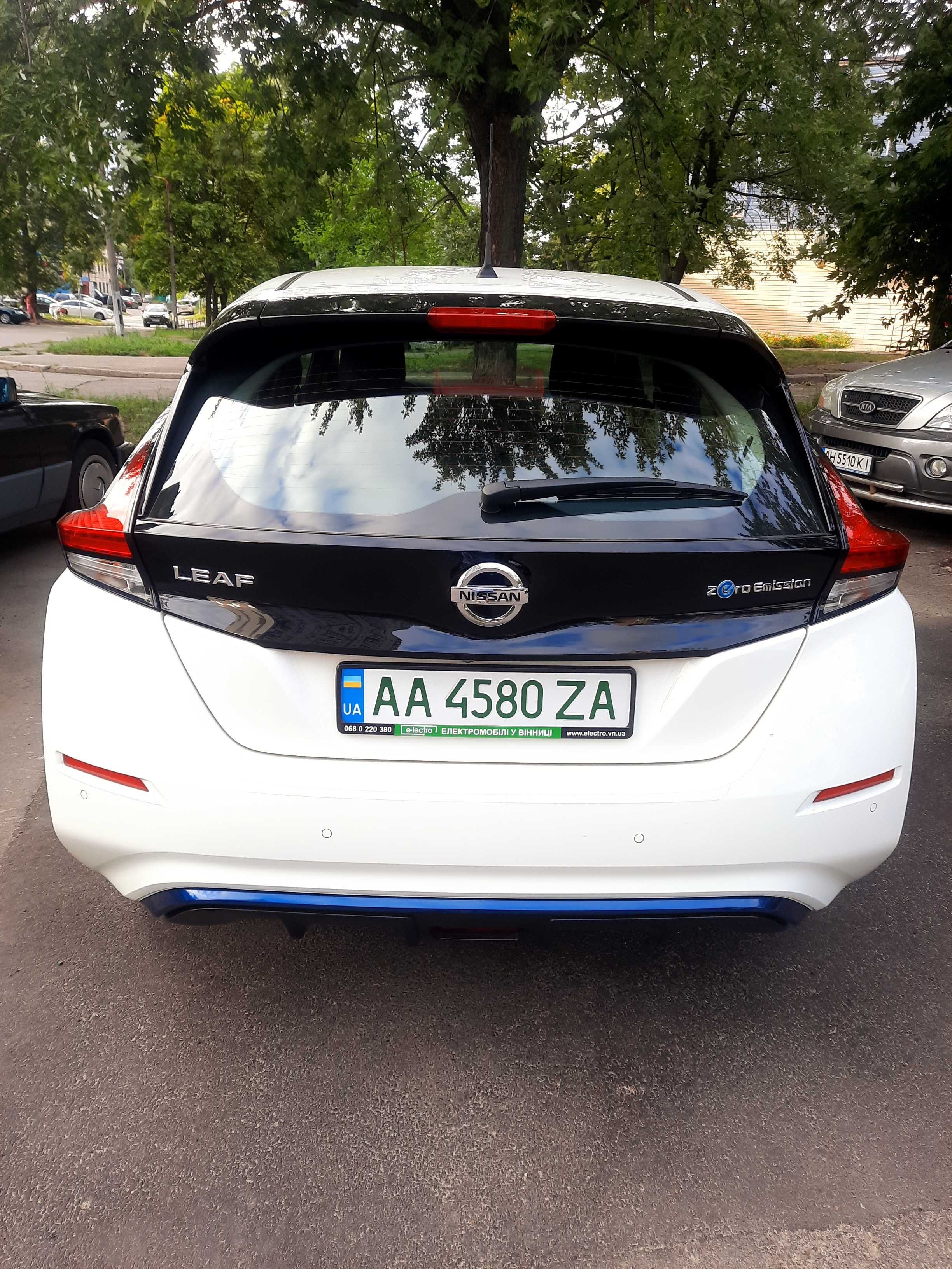 продам Nissan Leaf 2018