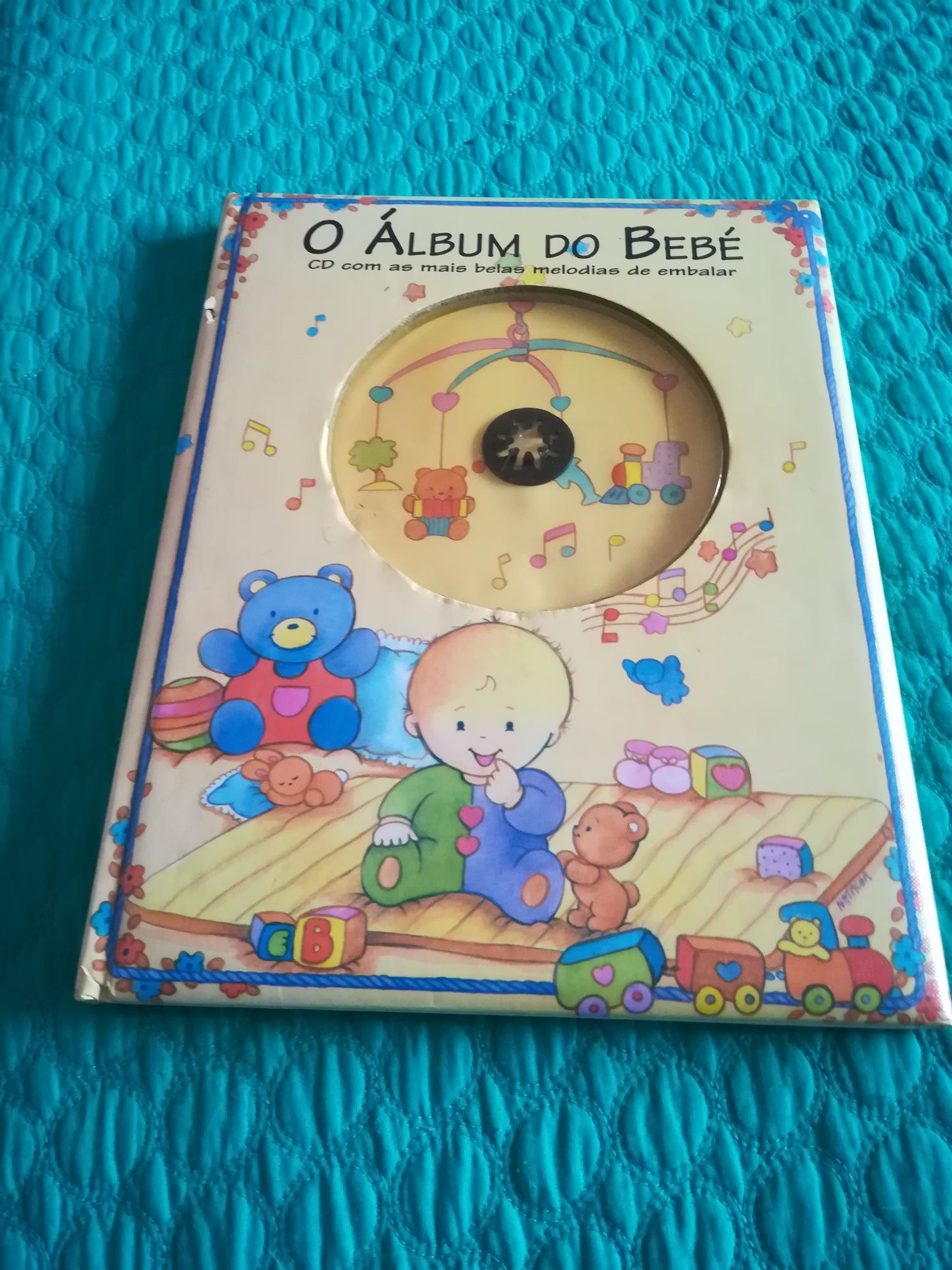 Album de bebé com CD