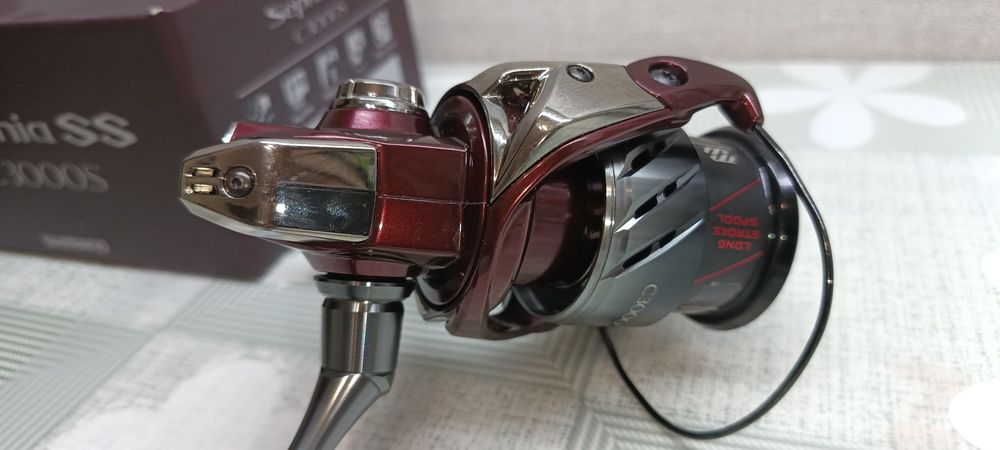 Продам котушку Shimano Sephia SS C3000S 23.