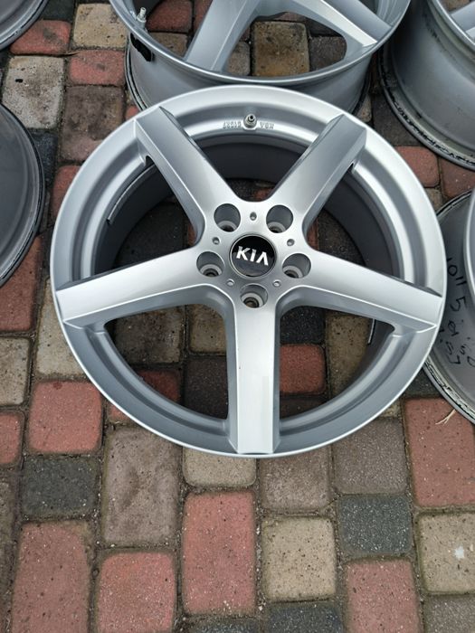 Felgi aluminiowe 18 KIA Cee'd Pro Sportage II Venga  Carnival 5x114.3