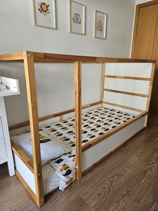 Cama reversível KURA da IKEA, 90x200 cm