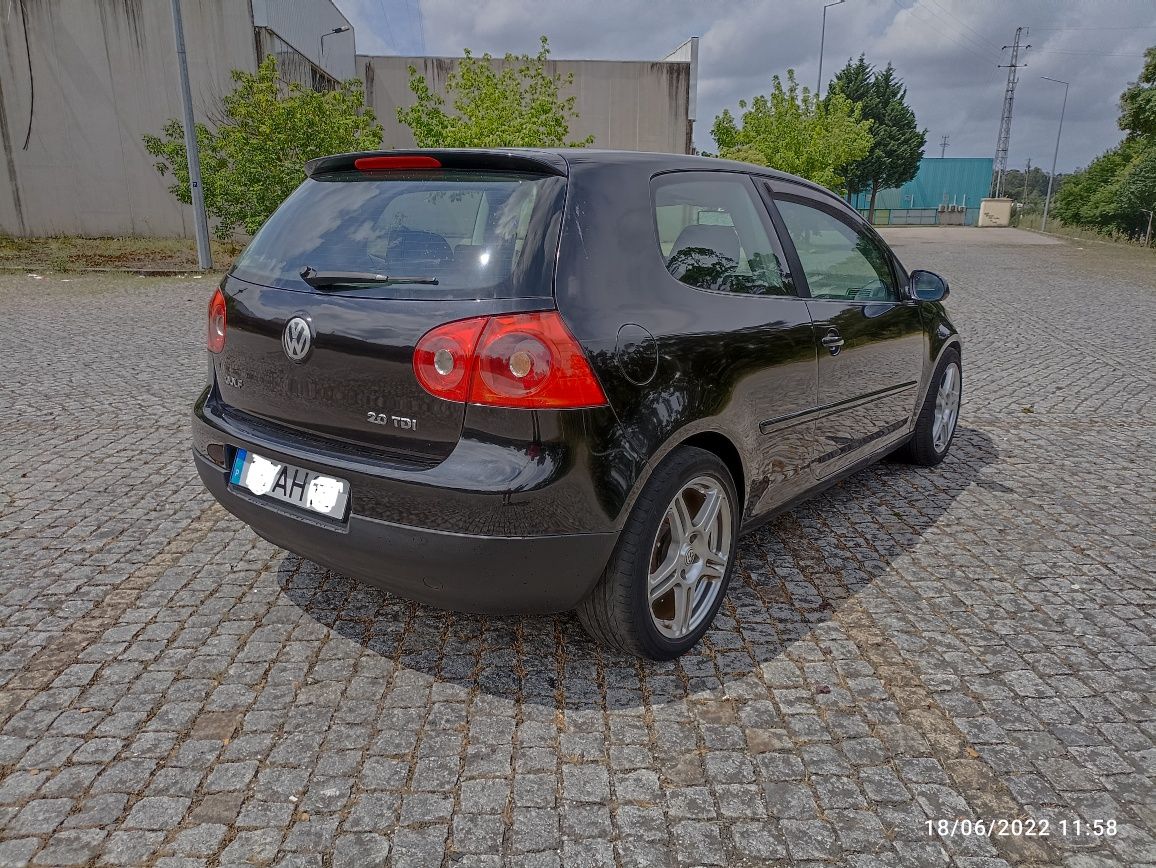 Vw golf Tdi (5lugares)