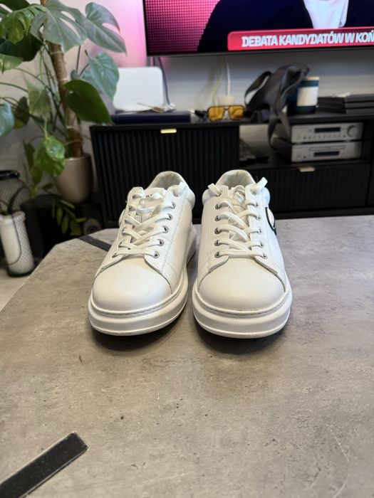Buty damskie białe Karl Lagerfeld rozmiar 41