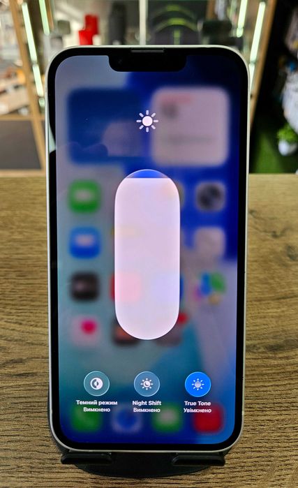 Смартфон iPhone 13 128Gb (АКБ 100%) Neverlock