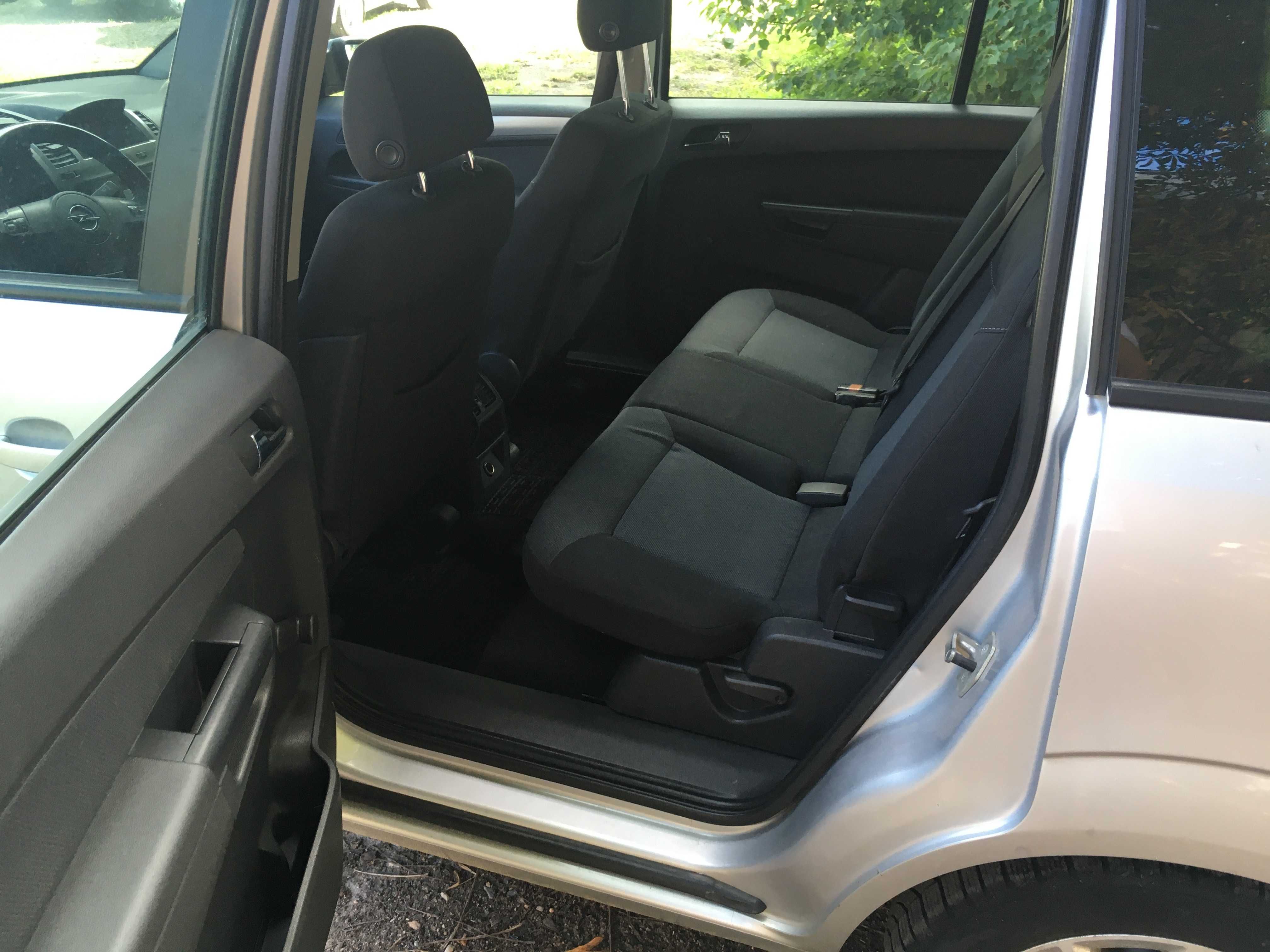 Opel Zafira B. Возможен обмен