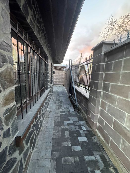 ПРОДАЖ нового якісного будинку + гостьовий дім Оболонь,150 м до Дніпра