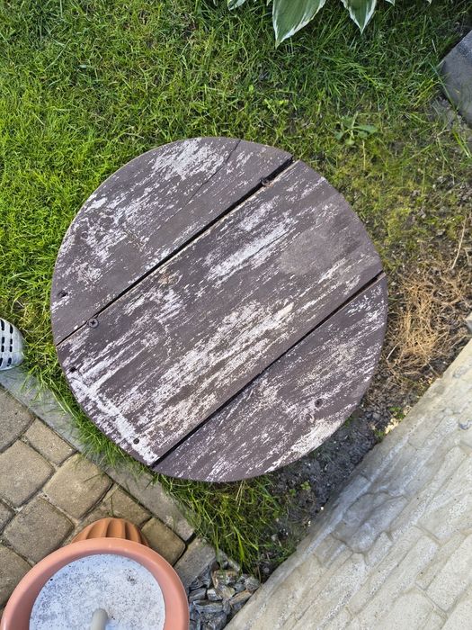 Oddam stolik ogrodowy za darmo