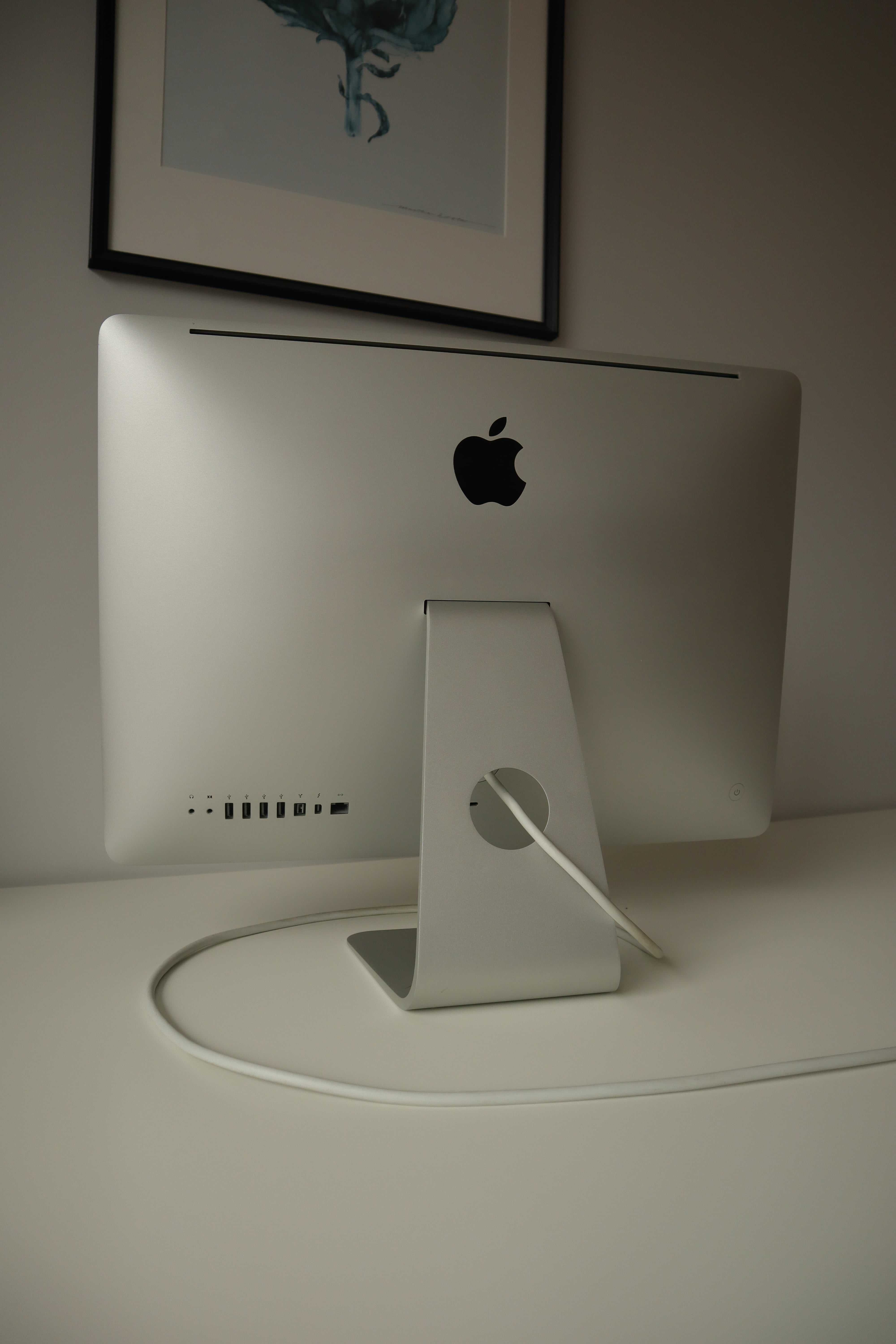 Apple iMac 21.5 cala, Intel Core i7, 16GB RAM, SSD, GPU z API Metal