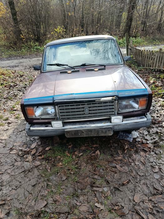 Продам ВАЗ 2107 інжектор срочно