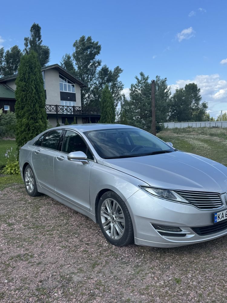 Loncoln mkz гібрид
