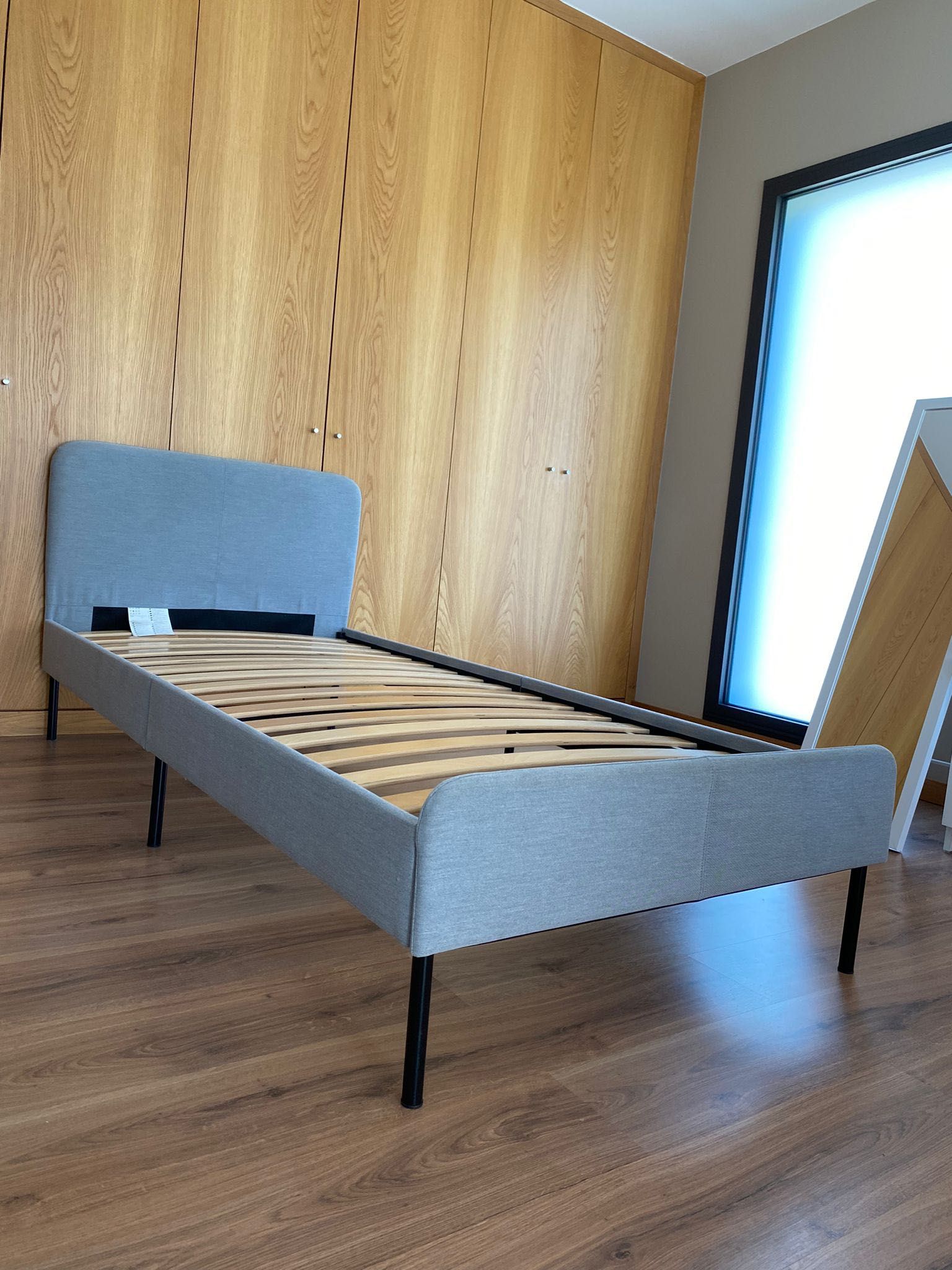 cama Ikea STLATTUM