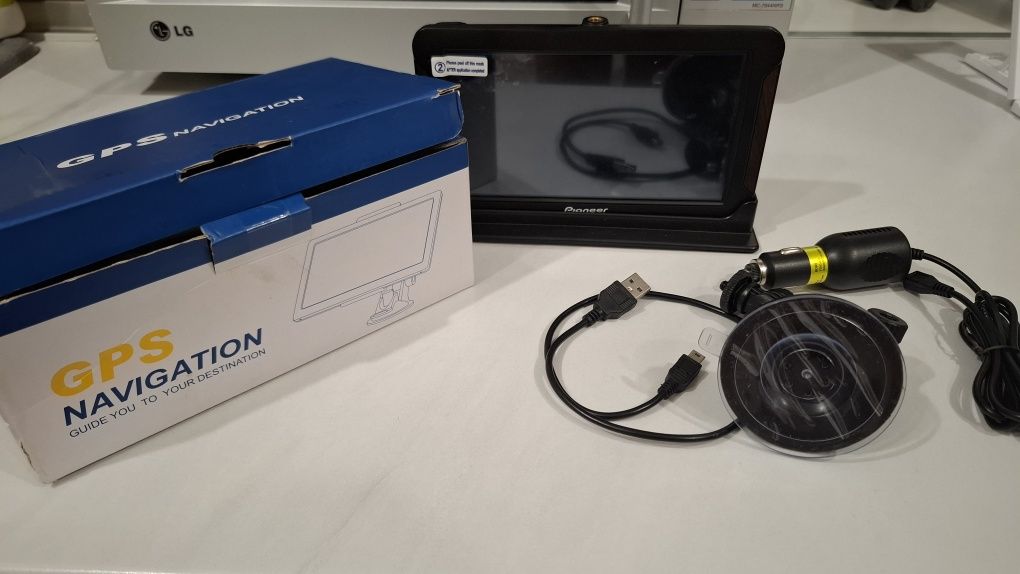 GPS навигатор Pioneer PI 750