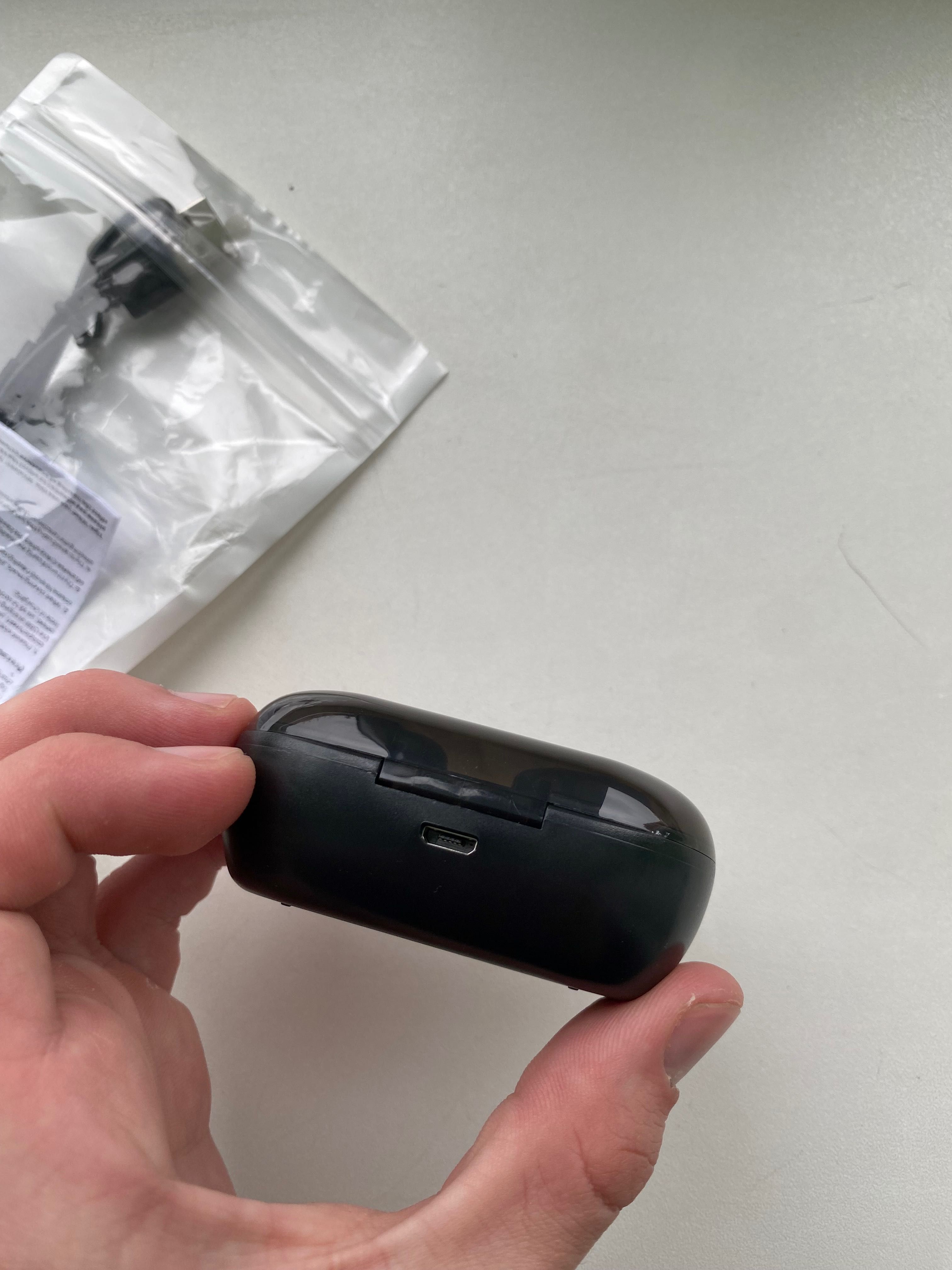 Навушники чорні Airdots безпровідні