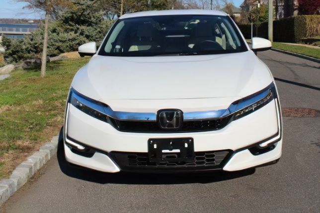 авто Honda Clarity plug-in hybrid 2018