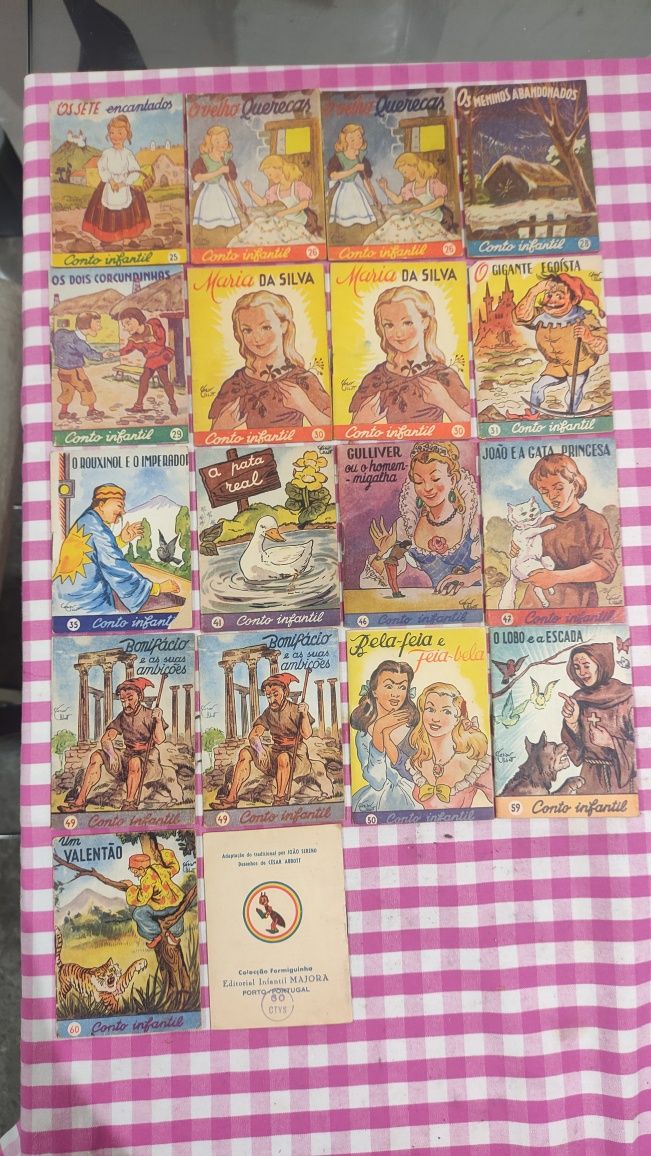 Livros Antigos da Coleção Formiguinha da MAJORA