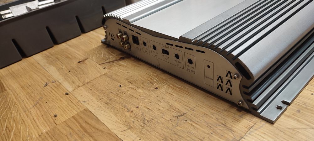 Wzmacniacz Ample Exonic 700 2/1 kanał mono 700w rms made in USA hiend