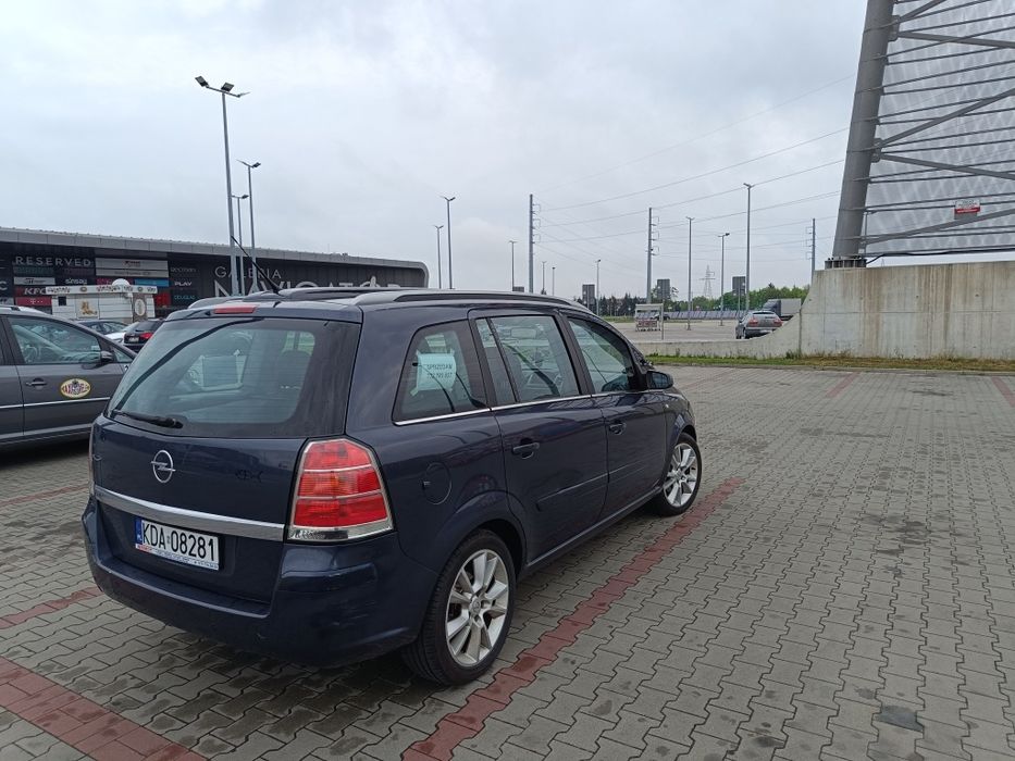 Zafira Cosmo 1.8 benz. 140km sprowadzony zarejestrowany