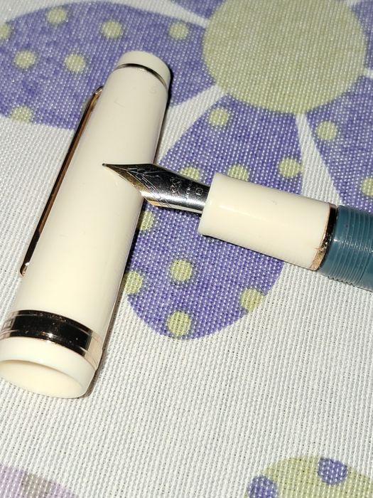 Mini pióro Jinhao 82