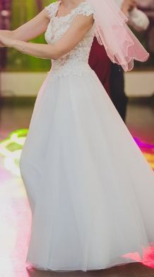 Suknia ślubna koronka Kareen