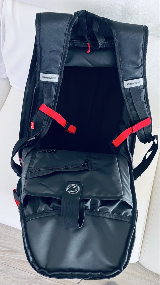 Mochila para capacete